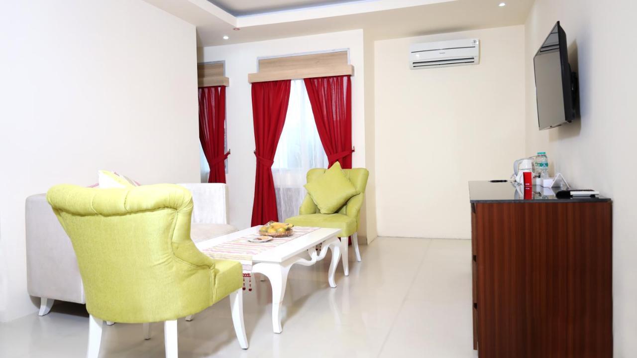 Moritz Hotel Rsab Harapan Kita Jakarta Exteriér fotografie